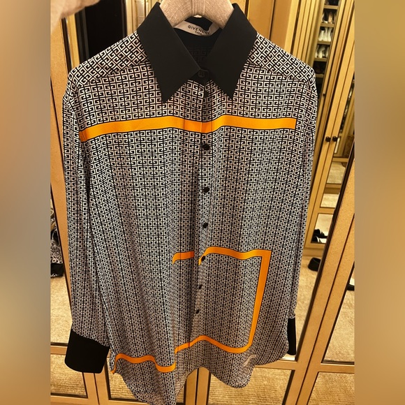 Givenchy 4G Long Sleeve Blouse - Picture 3 of 6